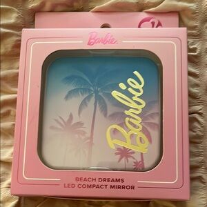 Barbie Beach Dreams LED Compact Mirror